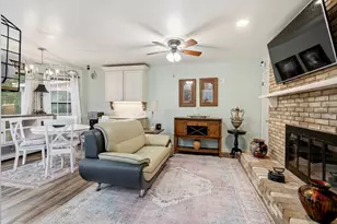 5860 Marina Dr, Garland, TX 75043 - Photo 6