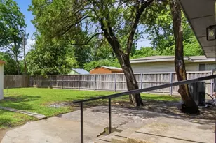10203 Estacado Dr, Dallas, TX 75228 - Photo 20