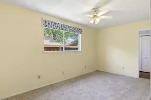9621 Summerhill Ln, Dallas, TX 75238 - Photo 22