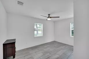 206 E Chico Dr, Garland, TX 75041 - Photo 12