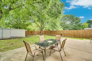 206 E Chico Dr, Garland, TX 75041 - Photo 16