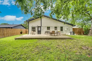 206 E Chico Dr, Garland, TX 75041 - Photo 14