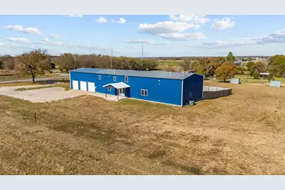 915 Ole Ambrose, Bells, TX 75414 - Photo 2
