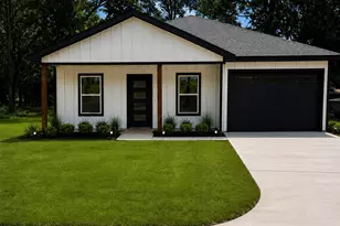 706 High St, Marshall, TX 75670 - Photo 1