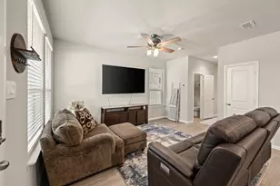 4804 Tradition St, Haltom City, TX 76117 - Photo 8