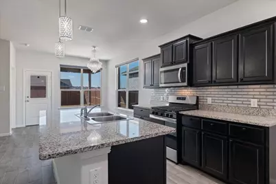 413 Drowsy Water Trail, Fort Worth, TX 76131 - Photo 6