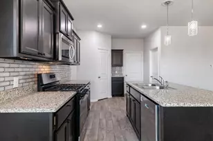 413 Drowsy Water Trl, Fort Worth, TX 76131 - Photo 8