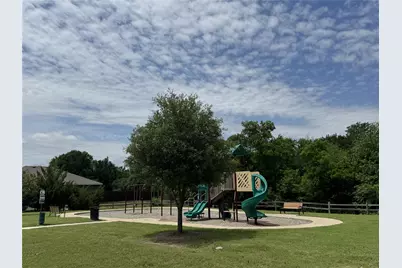 2209 Cinnamon Springs Road, Glenn Heights, TX 75154 - Photo 12
