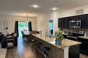 2209 Cinnamon Springs Rd, Glenn Heights, TX 75154 - Photo 2