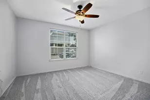 950 Henderson St, Fort Worth, TX 76102 - Photo 10