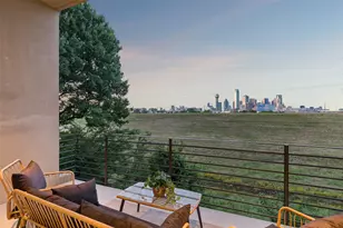 433 Trinity River Cir, Dallas, TX 75203 - Photo 1