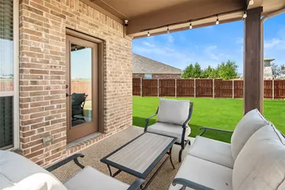 11828 Hamptonbrook Drive, McKinney, TX 75071 - Photo 6