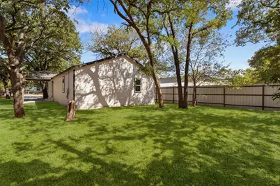 1367 Friendship Drive, Dallas, TX 75217 - Photo 28