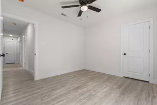 1367 Friendship Dr, Dallas, TX 75217 - Photo 24