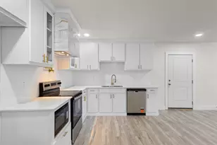 1367 Friendship Dr, Dallas, TX 75217 - Photo 12