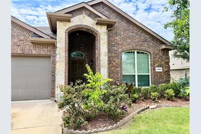 1104 Crest Ridge Drive, Glenn Heights, TX 75154 - Photo 2
