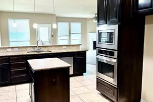 1104 Crest Ridge Dr, Glenn Heights, TX 75154 - Photo 6