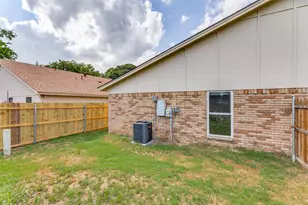 3219 Green Ridge St, Fort Worth, TX 76133 - Photo 24