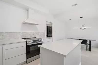1415 Sutton Drive, Carrollton, TX 75006 - Photo 10