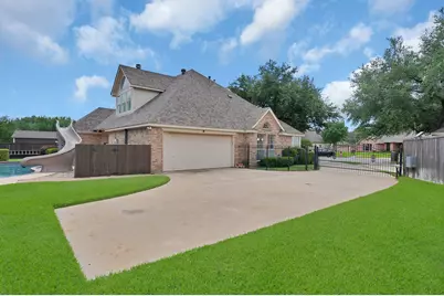 7605 Bridlewood Court, North Richland Hills, TX 76182 - Photo 32