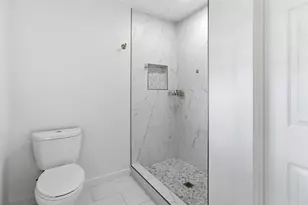 2942 Townsend Dr, Dallas, TX 75229 - Photo 36