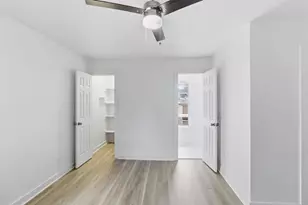 2942 Townsend Dr, Dallas, TX 75229 - Photo 32