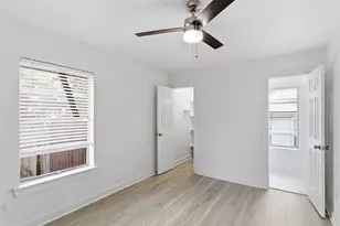 2942 Townsend Dr, Dallas, TX 75229 - Photo 28