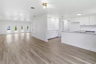 2942 Townsend Dr, Dallas, TX 75229 - Photo 18