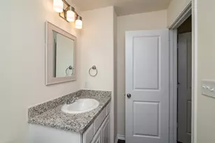 201 S May St, Whitewright, TX 75491 - Photo 14