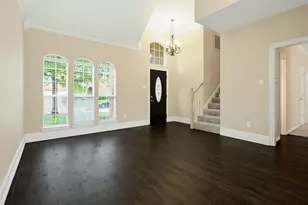 2724 Cedar Springs Ct, Bedford, TX 76021 - Photo 4