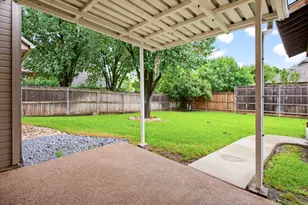 2724 Cedar Springs Ct, Bedford, TX 76021 - Photo 24