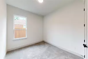 7215 Thurston Dr, Dallas, TX 75235 - Photo 22