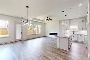 7215 Thurston Dr, Dallas, TX 75235 - Photo 8
