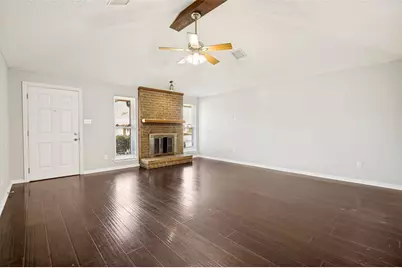 2208 Cedarcrest Drive, Carrollton, TX 75007 - Photo 4