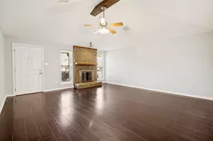2208 Cedarcrest Dr, Carrollton, TX 75007 - Photo 4