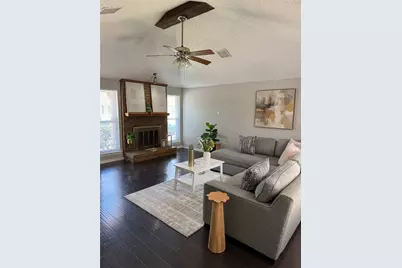 2208 Cedarcrest Drive, Carrollton, TX 75007 - Photo 4