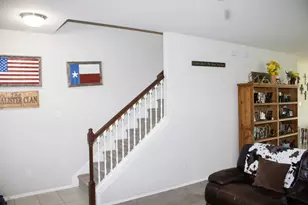 6022 Myers Ct, Providence Village, TX 76227 - Photo 10