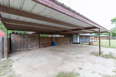 102 Scurry Avenue, Tuscola, TX 79562 - Photo 4