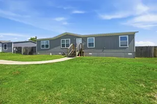 1420 Smooth Stone Dr, Cleburne, TX 76033 - Photo 24