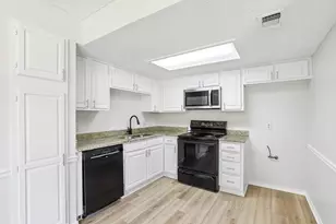2710 Newkirk Ct, Euless, TX 76039 - Photo 10