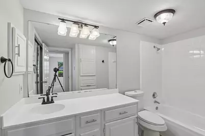 2710 Newkirk Court, Euless, TX 76039 - Photo 14
