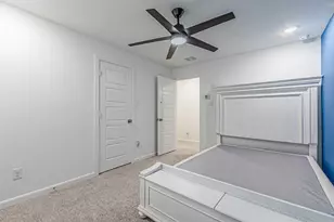5028 Sandbrock Pkwy, Aubrey, TX 76227 - Photo 20