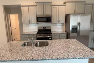 10213 Barron Dr, Aubrey, TX 76227 - Photo 8