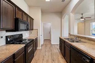 332 Schirra Ct, Lavon, TX 75166 - Photo 10