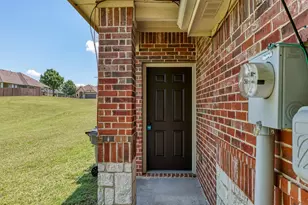 332 Schirra Ct, Lavon, TX 75166 - Photo 4