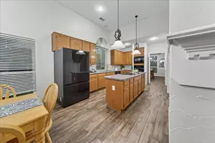 4016 Stone Brooke Dr, Grapevine, TX 76051 - Photo 10