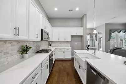 908 Mist Flower Drive, Little Elm, TX 75068 - Photo 10