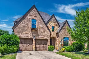 419 Paluxy Dr, Irving, TX 75039 - Photo 1