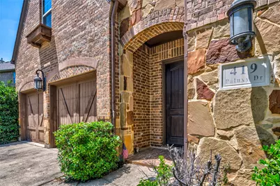 419 Paluxy Drive, Irving, TX 75039 - Photo 2