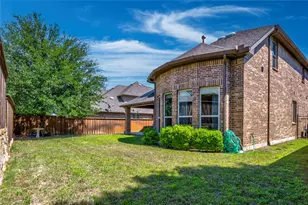 419 Paluxy Dr, Irving, TX 75039 - Photo 34